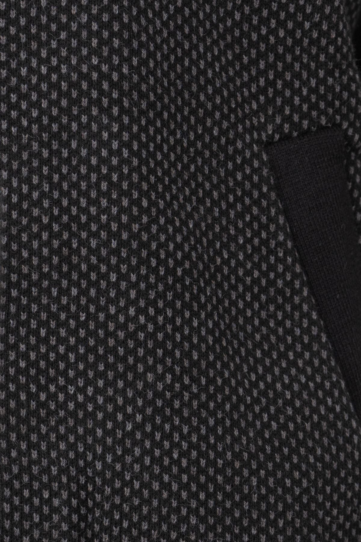 Erkek Kışlık Kalın Yünlü Çelik Örme Hırka Armalı Motifli Düğmeli Çift Cepli Rahat Hakim Yaka